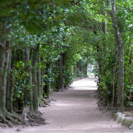 Hotel Palm Tree Hill Okinawa Exterior foto